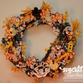 Kimberly's beautiful paper Autumn Wreath, inspired by Thienly's project.